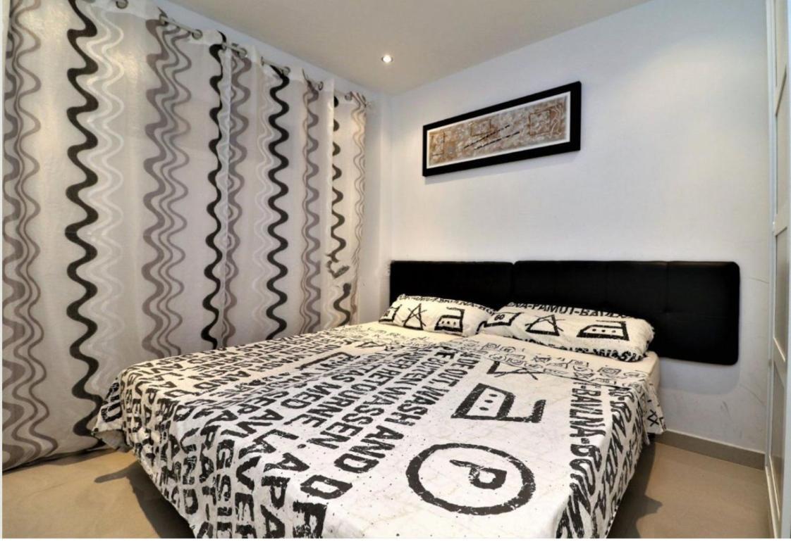 Levante Beachfront Luxury Apartment Benidorm Esterno foto